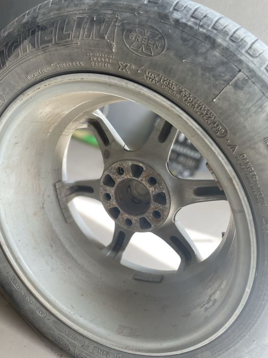 Продам Титанки r16 з резиною michelin gren