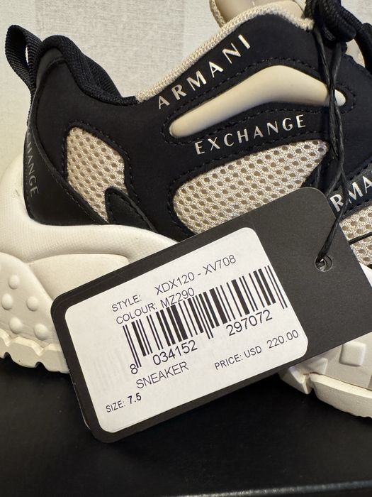 Armani Exchange 7.5
