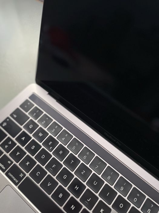 MacBook Pro 2016/512/8гб