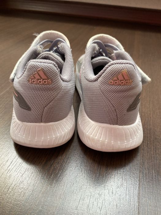 Кросівки  adidas 26 р