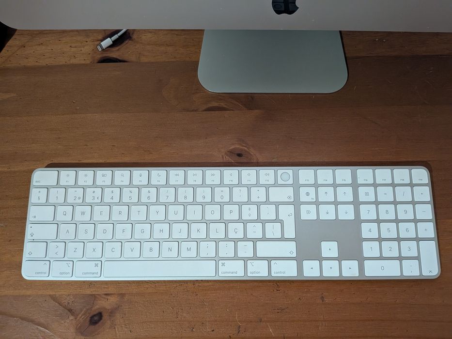 Computador iMac 21,5 polegadas, meados de 2014