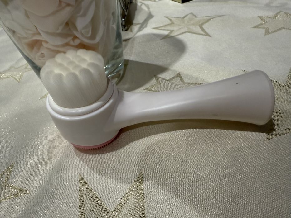 Szczoteczka do czyszczenia twarzy XimiVogue * Róż