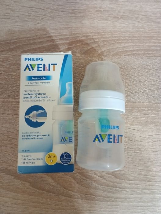 Бутылочки AVENT , MAM