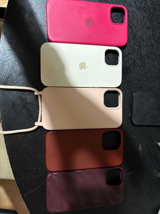 Title: 5 iPhone Cases (2 Original Apple + 3 Generic)64740411177091120