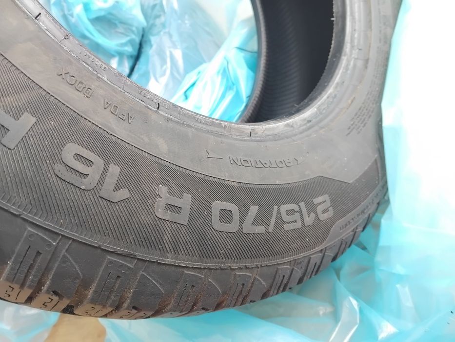 Opony zimowe Uniroyal 215/70/16 SUV