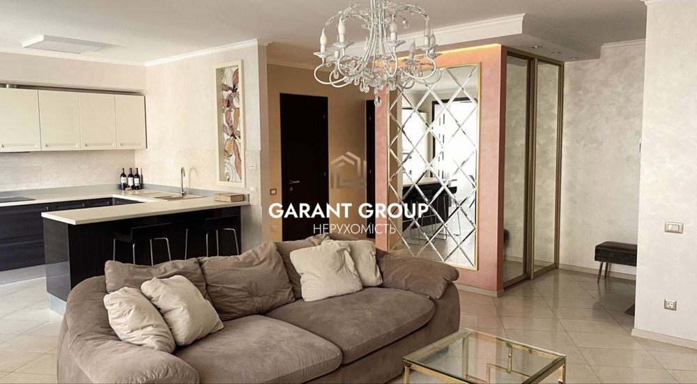 Просторная квартира возле парка Победы