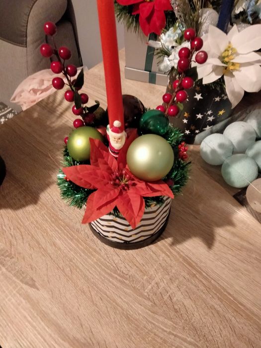 Świąteczny stroik flower box bożonarodzeniowy