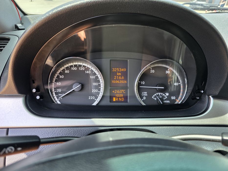 Mercedes Benz Vito