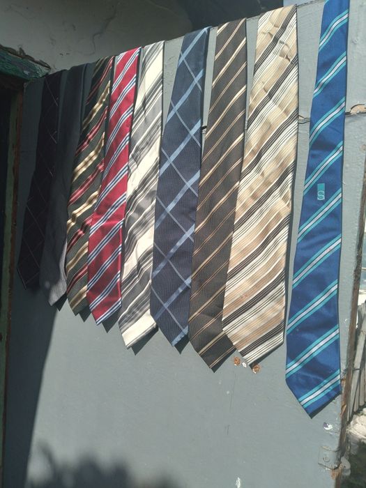 Продам фирменые галстуки