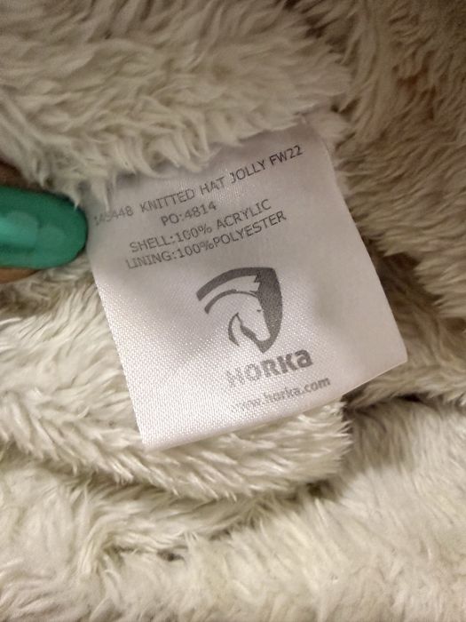 Теплая зимняя шапка на девочку 2-3 г 92-98 см на меху-травке