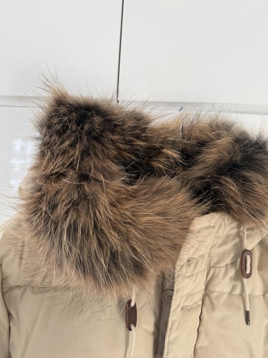 Kurtka LEVIS wypelnienie pierze, naturalne futro