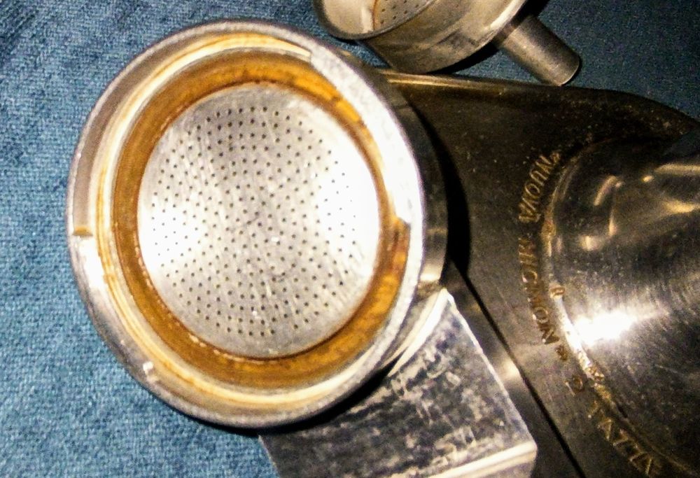 Cafeteira rara e antiga ferro fundido modelo Mignon Anos 60