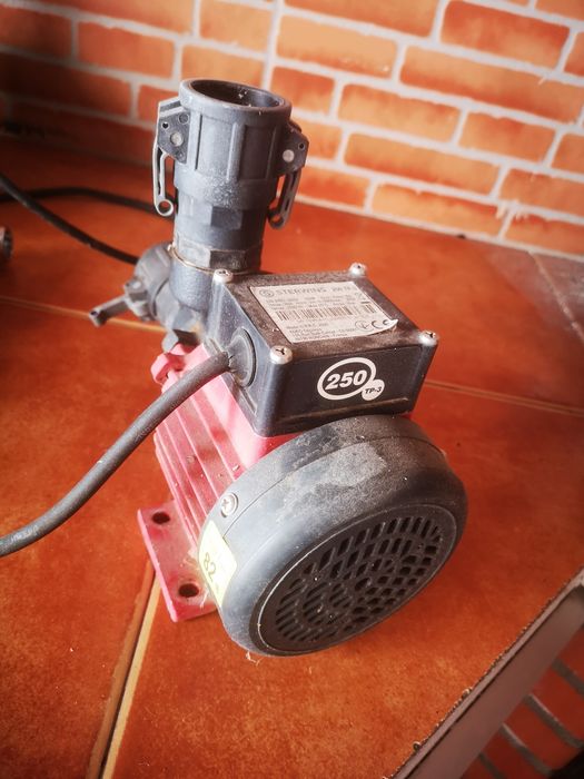 Bomba de superfície Sterwins 250 para lago