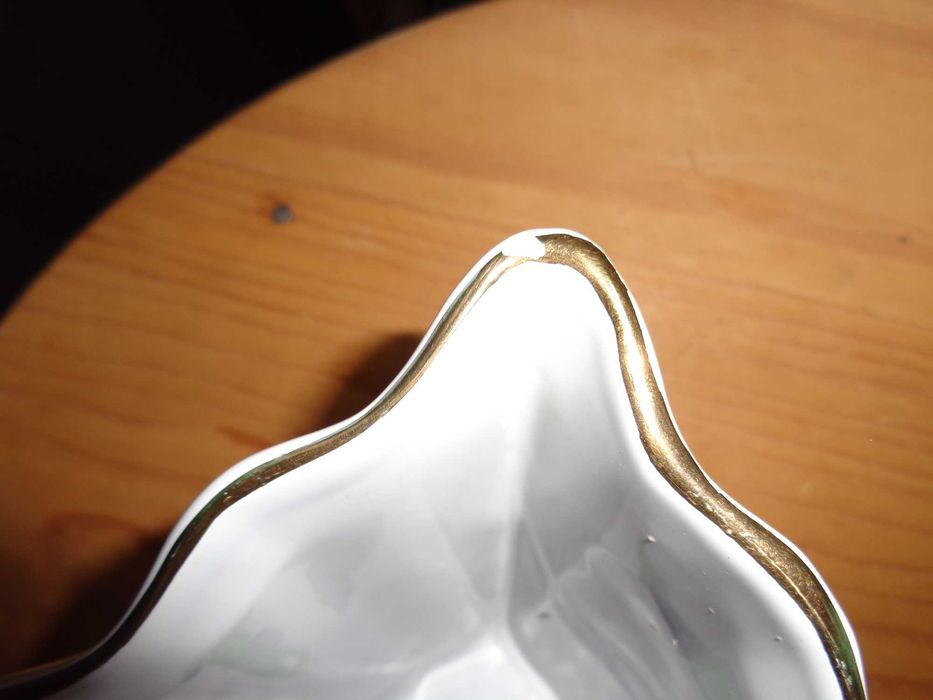 Taça com ameixa Tremez