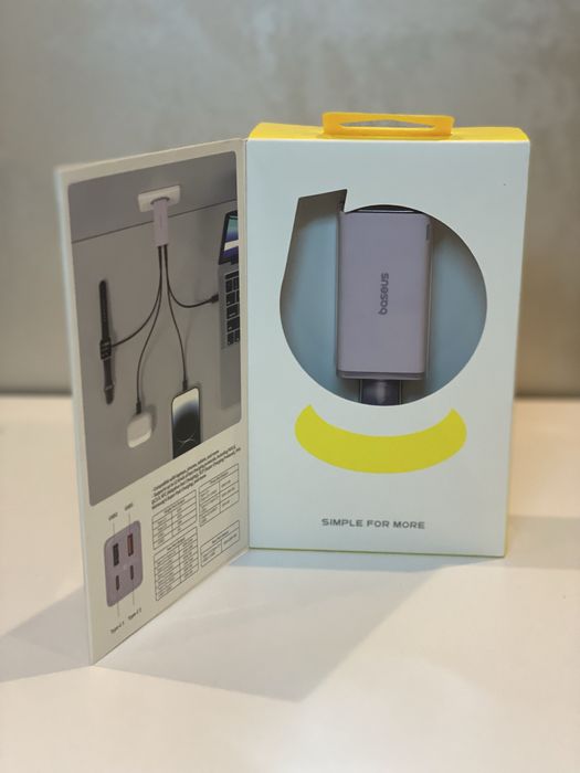 Зарядне Baseus GaN6 Pro 65W для ноутбука та  телефона 
800 грн.