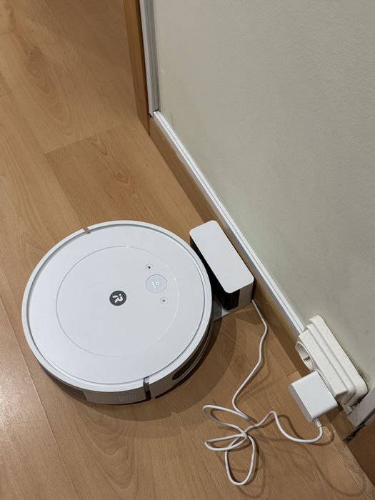Aspirador Roomba Essential