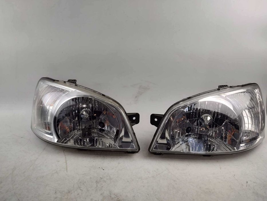 Hyundai Getz 02- Lampa  lewa przód przednia OE EU