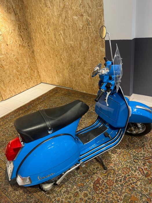 Vespa PX125 Lisboa