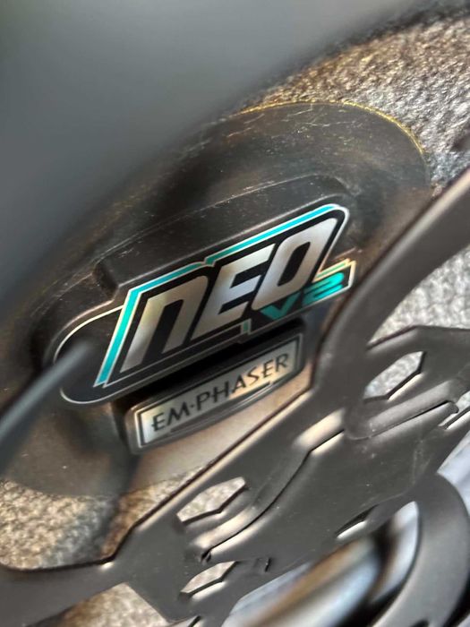 Tuba do auta subwoofer neo wzmacniacz axton