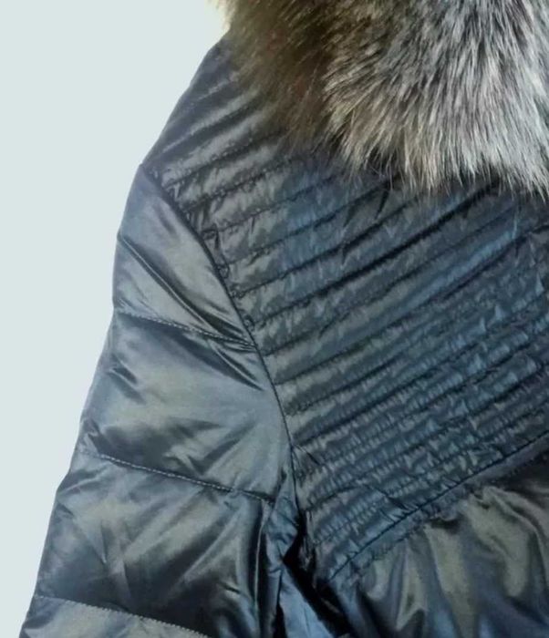 Пуховик з натуральним хутром