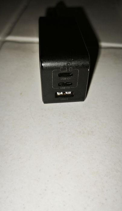 Carregador UGREEN CD244 (USB-C, USB-A - 65W - Preto)