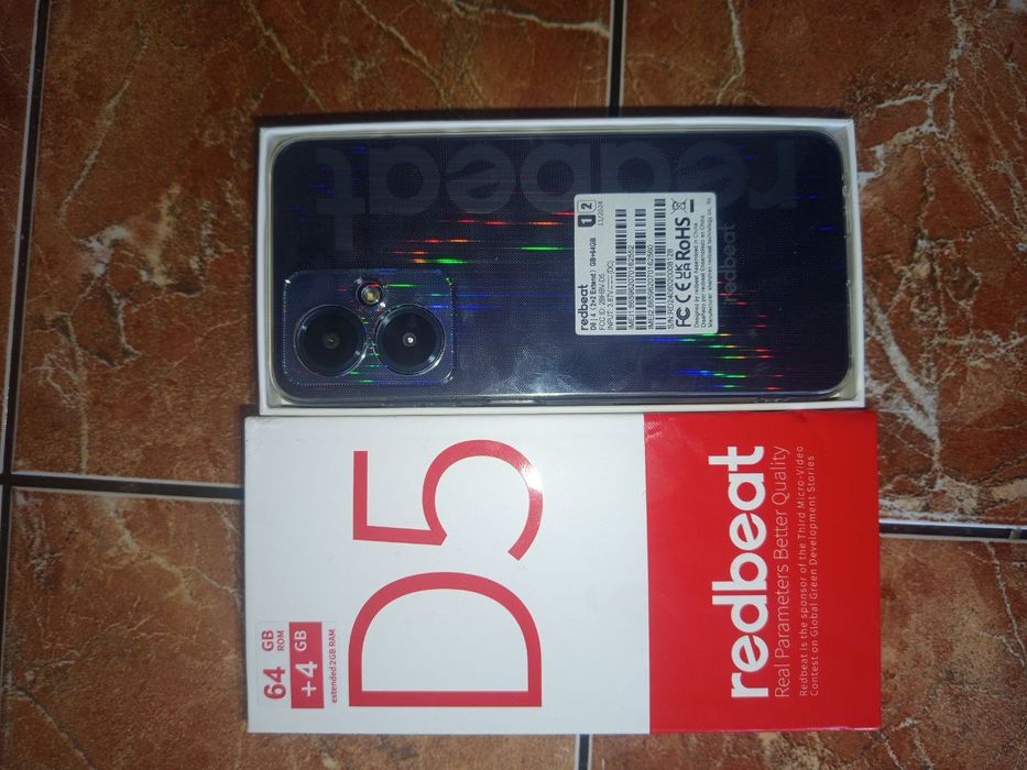 (Новий) телефон Redbeat D5