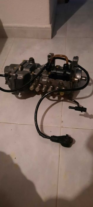 Mercedes E300D Fuel Injector Pump