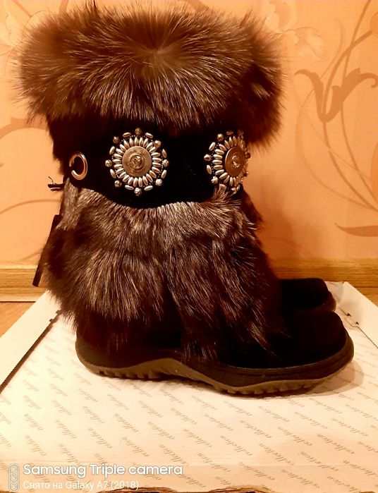 Продам сапожки зимние