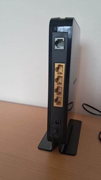 Router Netgear N 150