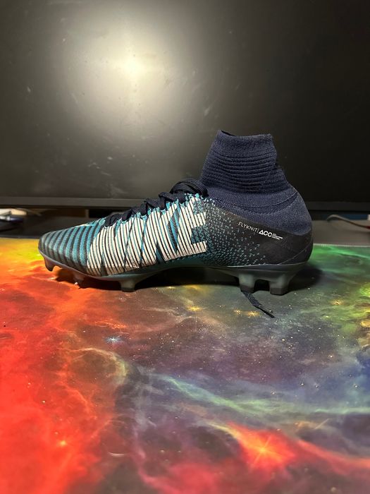 Chuteiras mercurial ACC