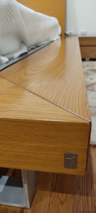 Cama de casal madeira 160x200 com mesas cabeceira