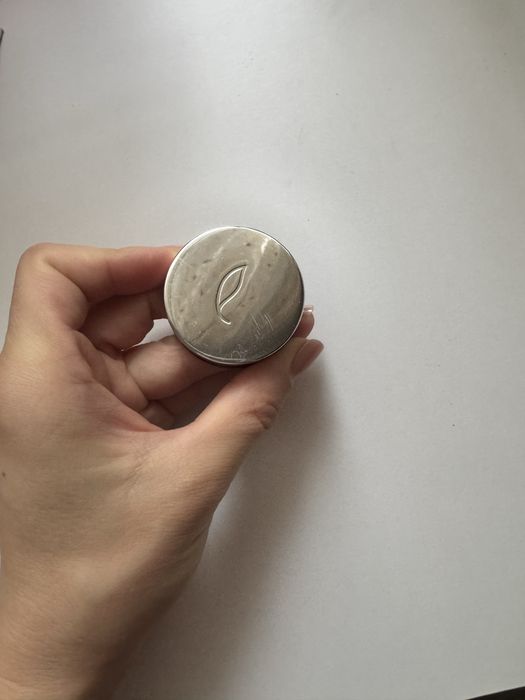 Консилер Esse мінеральний у відтінку H20