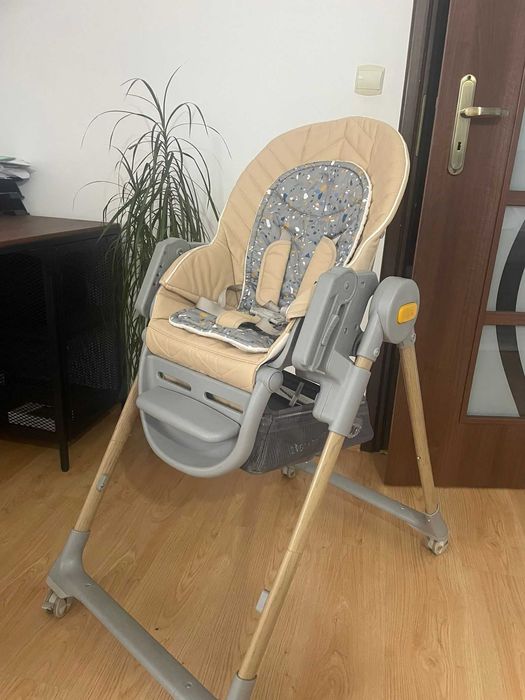 Krzesełko do karmienia kinderkraft lastree z pałąkiem