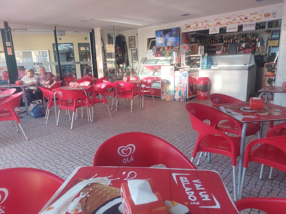 Trespasse de Gelataria/Pastelaria e Petiscaria Quinta do Conde • OLX