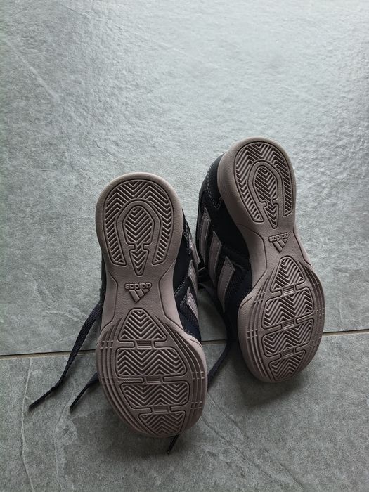 Buty Adidas  Dziecięce Sportowe Halowe  Piłkarskie Super Sala .29R