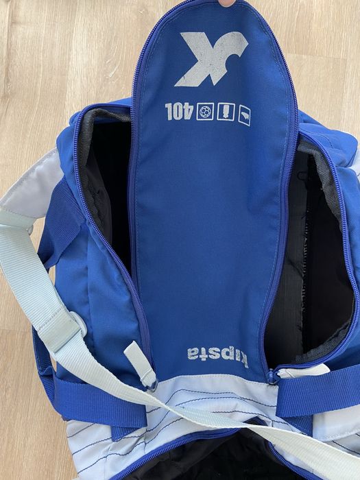 Mochila de desporto 40L suporte pés