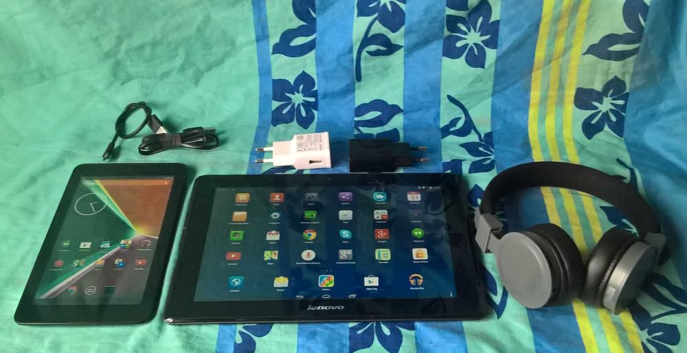 Dwa Tablety Sim Lenovo A7600-H+Philips PI321G+Słuchawki Bloototh opis