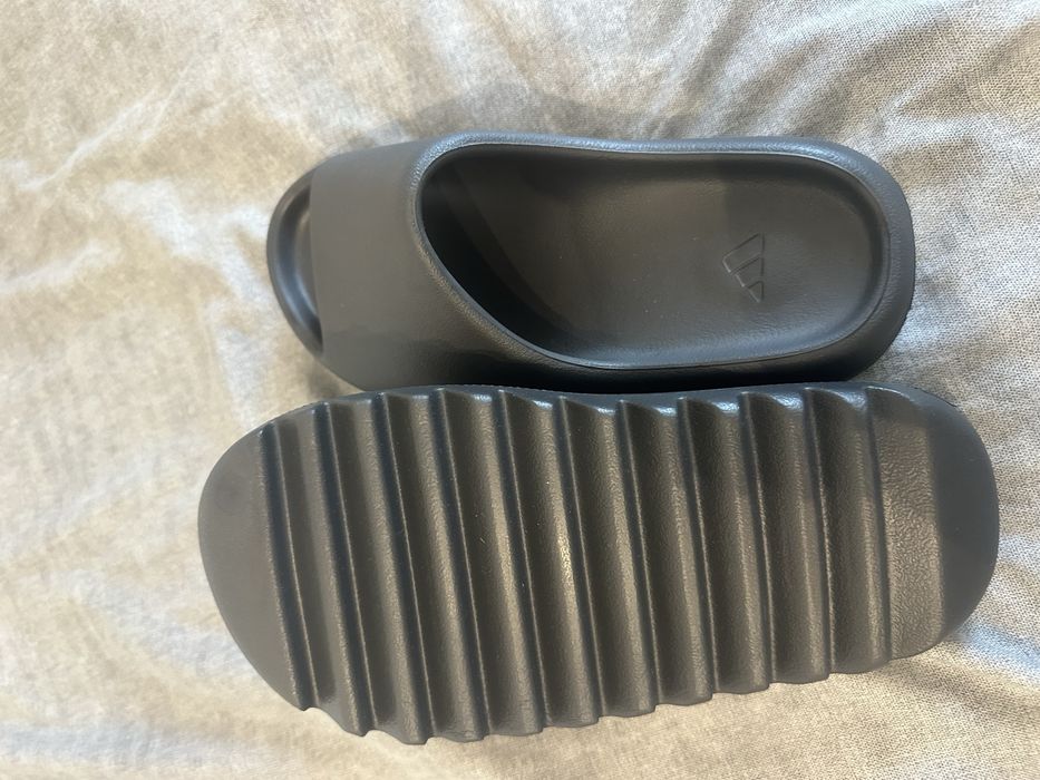 Yeezy slude rozmiar43