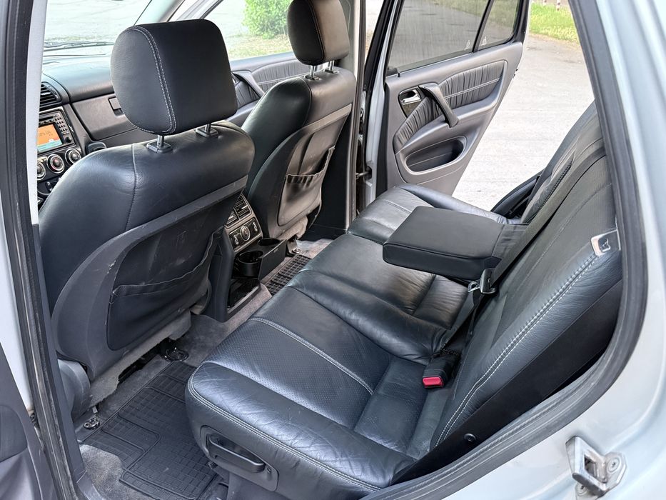 Продам Mercedes-Benz ML 400 2005 4.0 D