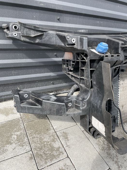 Телевізор, екран, передня панель MB Sprinter W907 W910