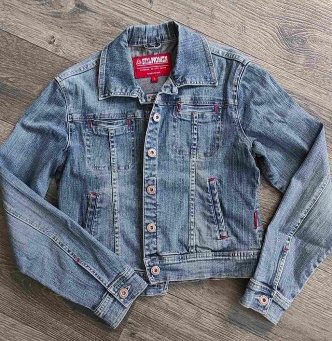 Джинсова куртка на дівчинку-підлітка 12-14 р., зріст 152-164 см.