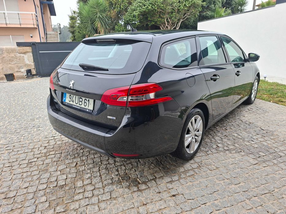 Peugeot 308 SW — fotografia 3