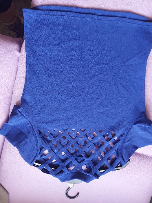 Piękna niebieska bluzeczka z perełkami,  roz. XL