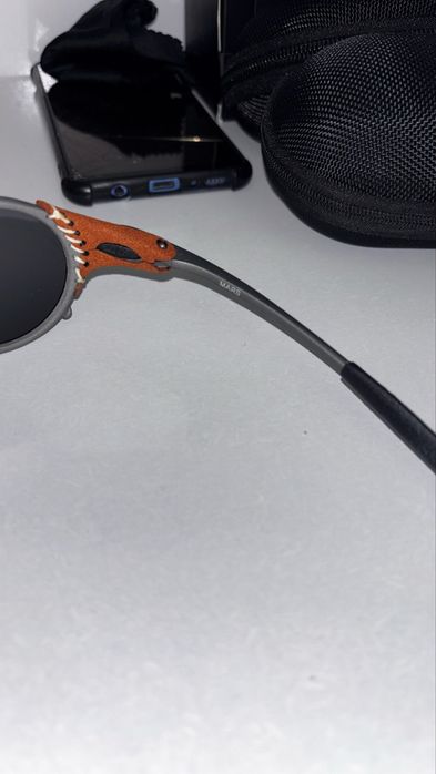 Oakley Mars nova