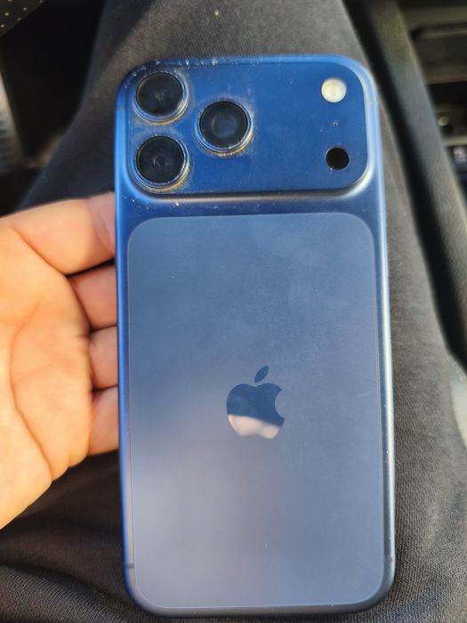 Vendo iphone 17 pro max 2tb a funcionar normal