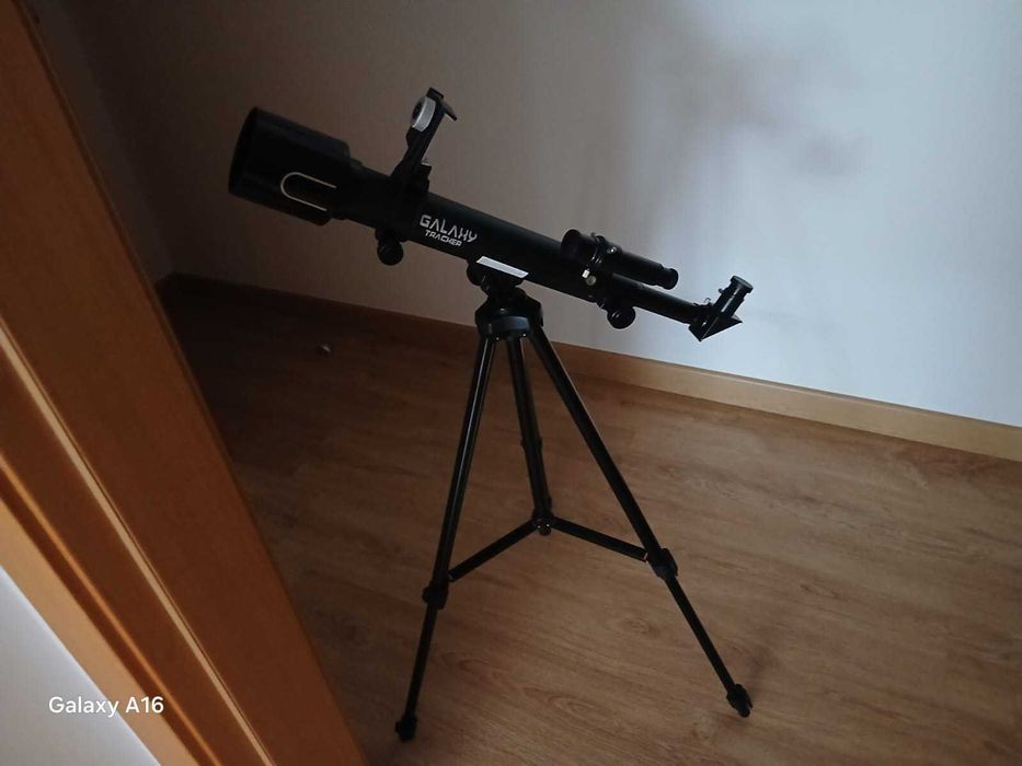 Telescópio em excelete estado