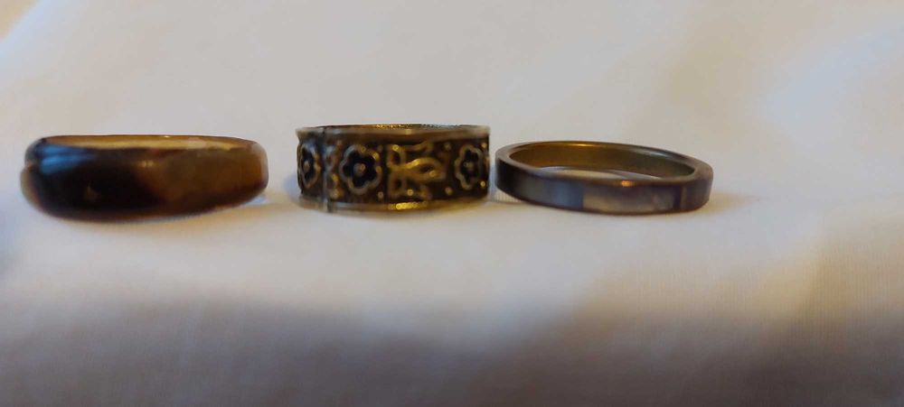 Anéis  pulseiras pregadeiras