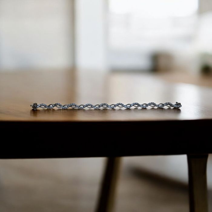 Apart. Srebrna bransoletka z cyrkoniami 925 próba.