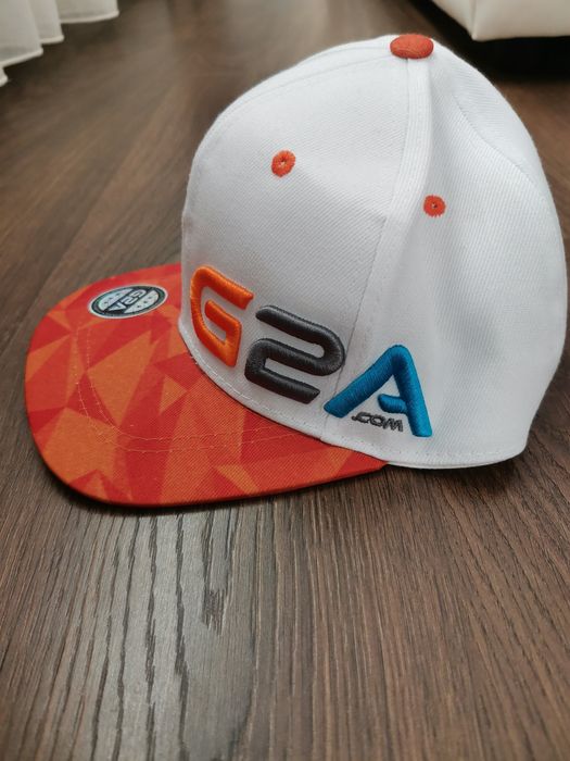 Czapka z daszkiem G2A nowa