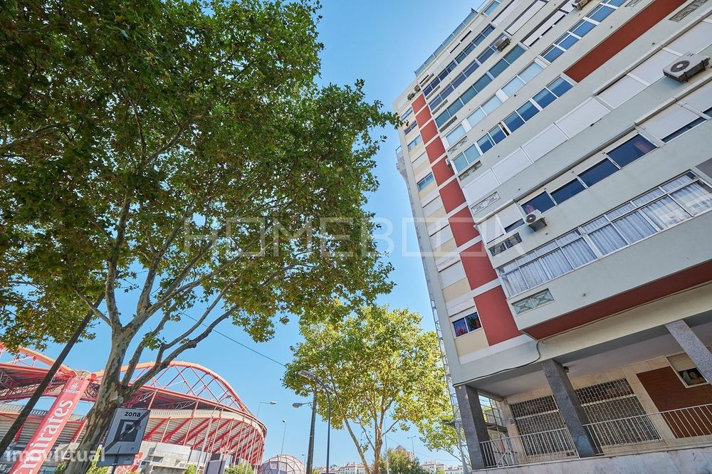 T3 Largo Samuel Dinis - Garagem - Terraço - Cozinha equipada